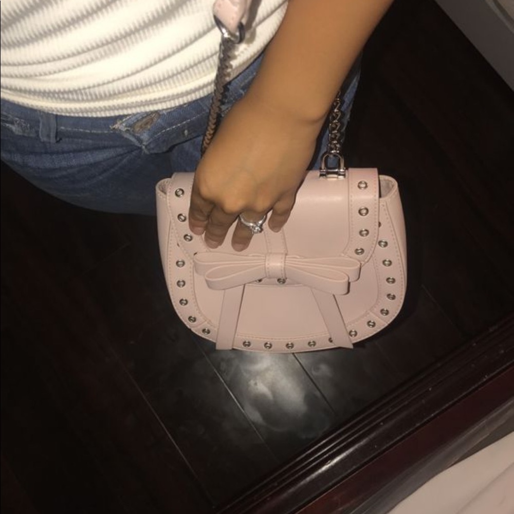 Purses - Picture 2 of 4